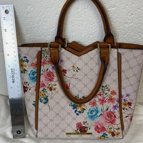 Steve Madden Bjapan floral crossbody bag - Picture 7 of 10
